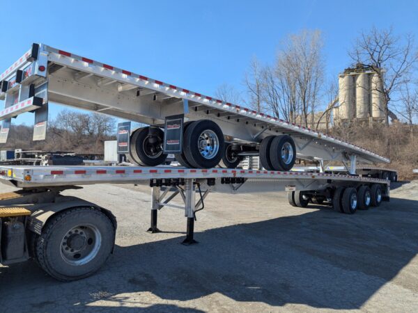 2026 REITNOUER BIGGER BUBBA – 3 AXLE FLATBED TRAILER