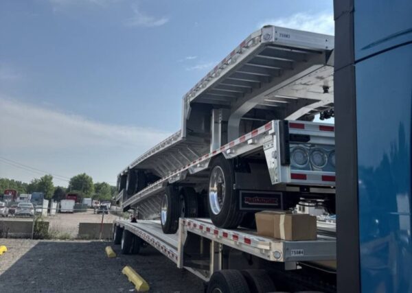 202 REITNOUER DROPMISER 22.5 STEP DECK - YOKOHAMA TIRES