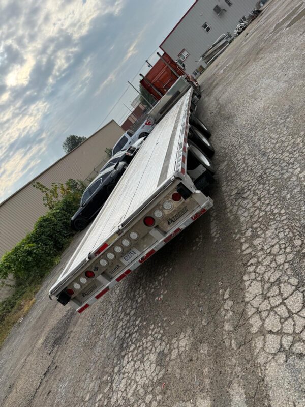 2022 EXTREME 3 Axle Low Pro Step Deck 17.5