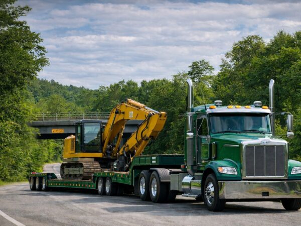 Double Drop Trailer Guide for Taller Loads and Equipment