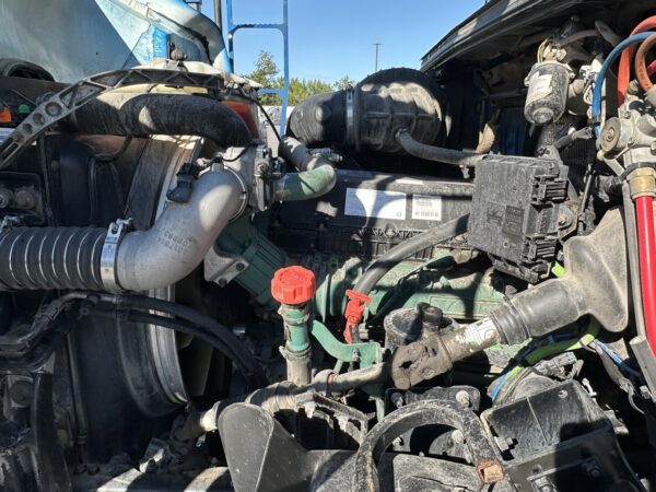 2020 Volvo VAH64 Autocarrier Truck for Sale