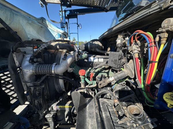 2020 Volvo VAH64 Autocarrier Truck for Sale