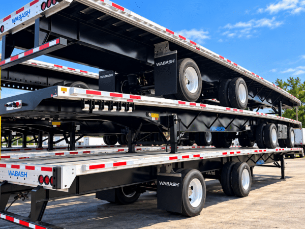 2028 WABASH COMBO 53 FT FLATBED TRAILER WITH FIXED SPREAD AXLES